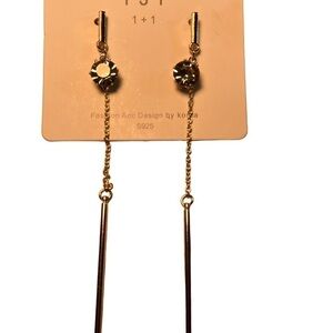 Women’s Rhinestone Drop Earrings, Extra Long, Gold Tone.